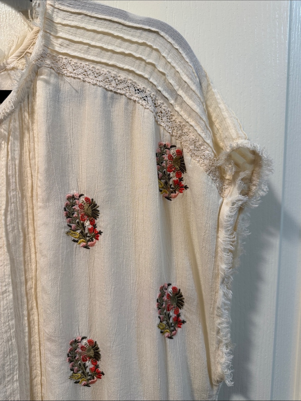 Sundance Boho Embroidered Cream Peasant Top - Women's - Picture 6 of 6